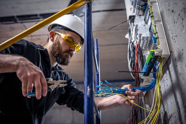 Best Commercial Electrician Services  in Franklin, NH