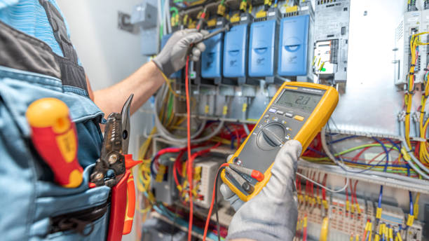 Best Licensed Electrician  in Franklin, NH